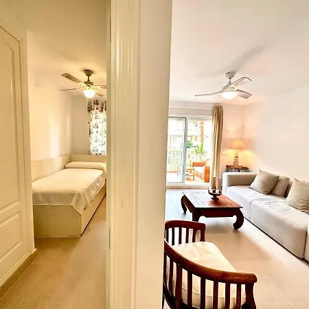 Nou Fontana 3px アパート *